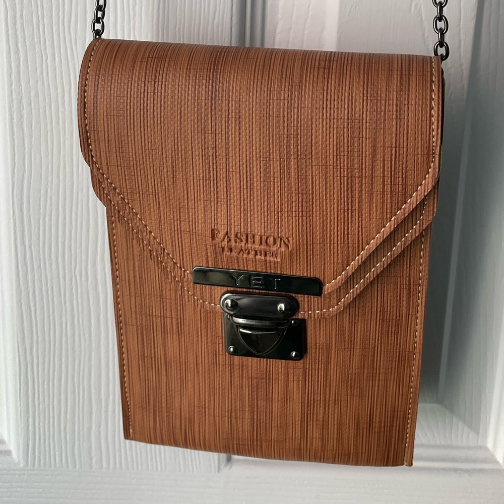 Tan Rectangular Shoulder Bag with Chain Strap and Flap Closure